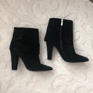 Vince Camuto black suede heeled booties